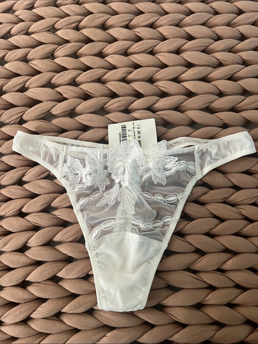 La Perla Maiorca Cream Floral Lace Sheer Thong